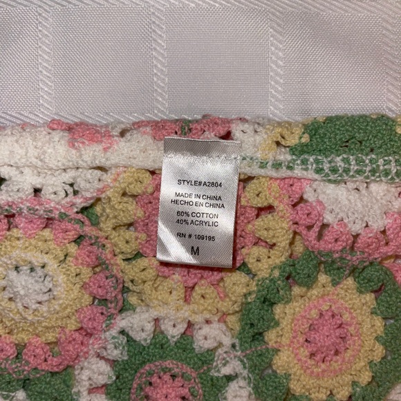 Barbiecore Festival fun Crochet Knit Cropped Tank Top Size Medium Multi-Color - Picture 8 of 10